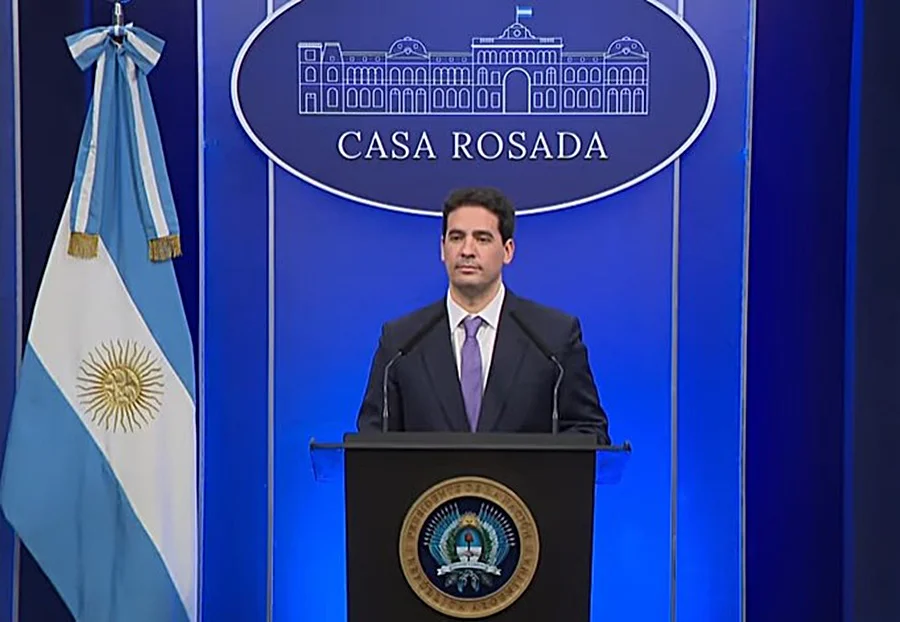 RAVIER CASA ROSADA PRIMERA CONFERENCIA