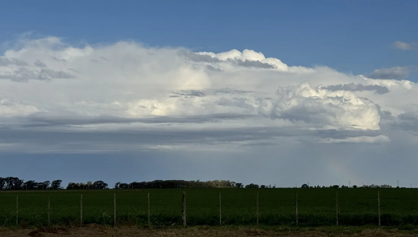 tormenta lluvia sur FILE