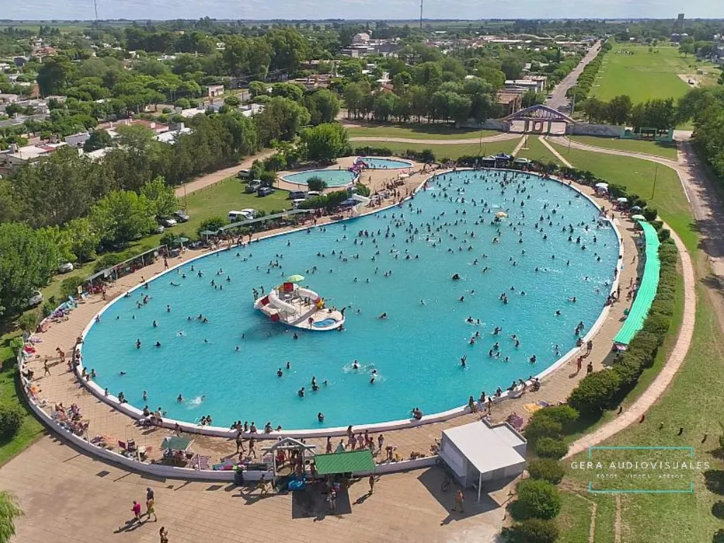 Pileta de Colonia Baron
